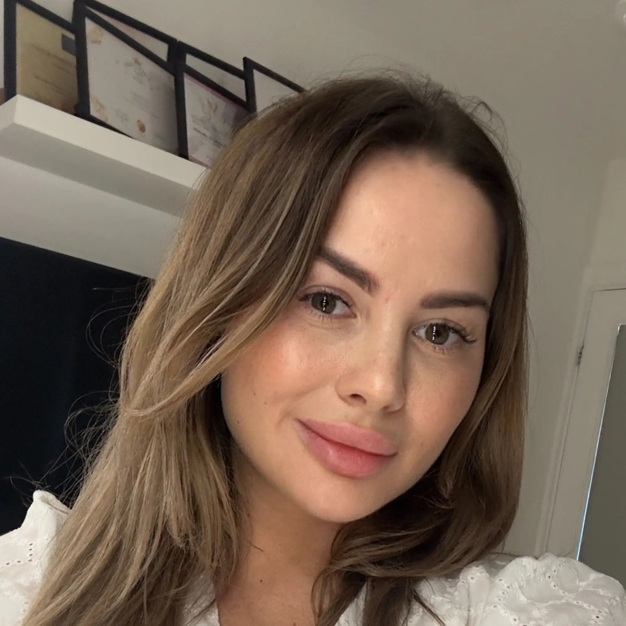 Local Rebecca #263 from london, united-kingdom | Showaround